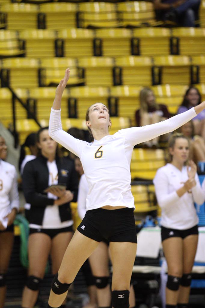 SouthernMissPix's tweet photo. Great win last night for @SouthernMissVB!! Keep it up ladies! 🔥🔥🔥 #SMTTT http://t.co/V2b8TPKydN