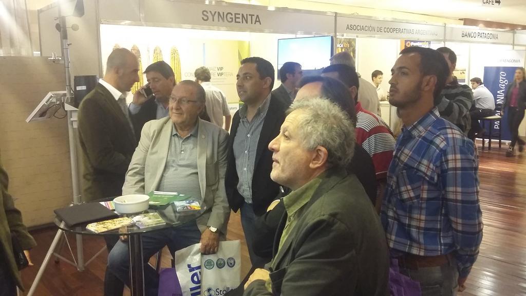 En el stand de <a href="/MinAgriCba/">Ministerio de Bioagroindustria de Córdoba</a> en #AgrojornadasCba + #Maíz  mostramos la Red Meteorológica Provincial