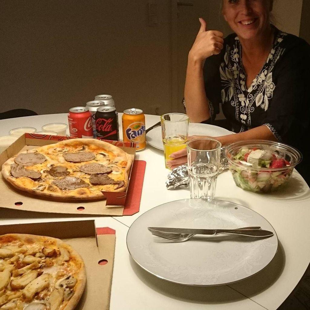 AminaOLena's tweet photo. Men alltså!! 😍😍😍 #mat #tv4spring #TV4Spring http://t.co/bU5e03Mis5