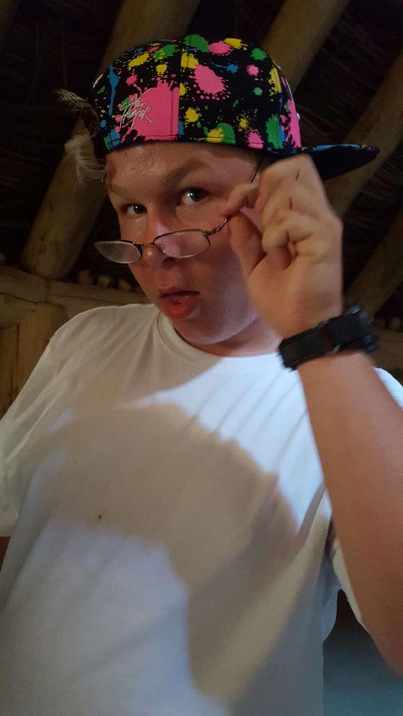 btimm33's tweet photo. This is Joshua L Heinert,if I get 25 retweets, I get to go to hoco with this stone cold fox on my right arm http://t.co/HO0C3On5Vw