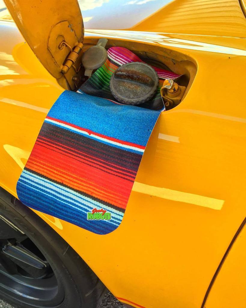 Vintage_Porsche's tweet image. Credit @p911r via Instagram #ClassicPorscheForSale #8T1SC now with 800% more awesomeness. 
Bauer's Blanket Fuel fla…