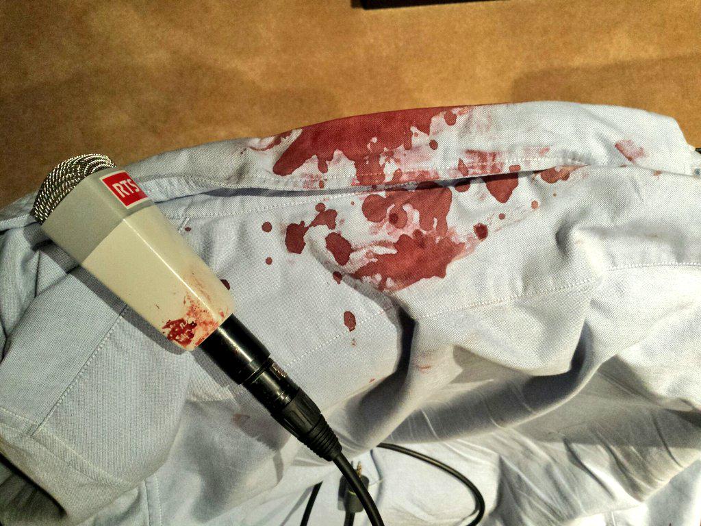 La police hongroise a la matraqué facile. Je ne m'attendais pas à ça dans un pays de l'UE. #horgos (1/2)