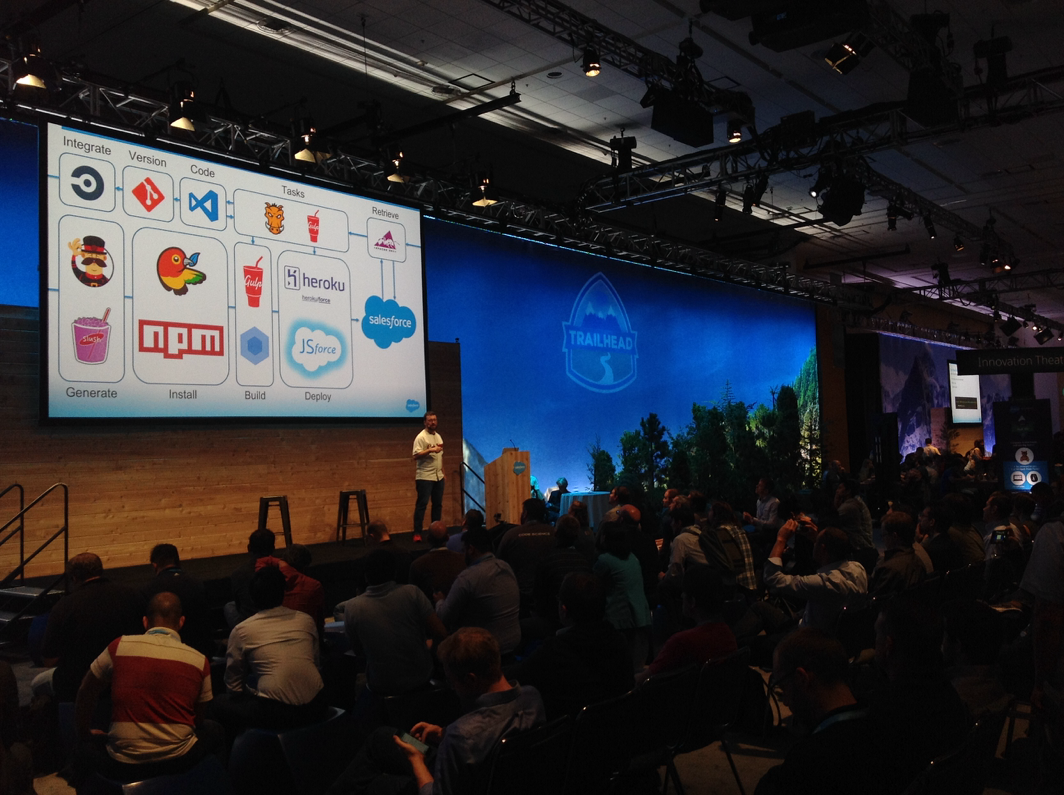 SalesforceDevs's tweet photo. Full house in #DeveloperTheater for "The Modern Salesforce Development Workflow w/ Visual Studio Code" #DevZone #DF15 http://t.co/UGwf5FtS2b