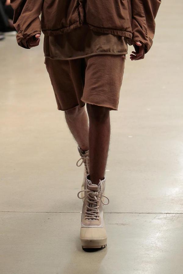 kanye west yeezy 950