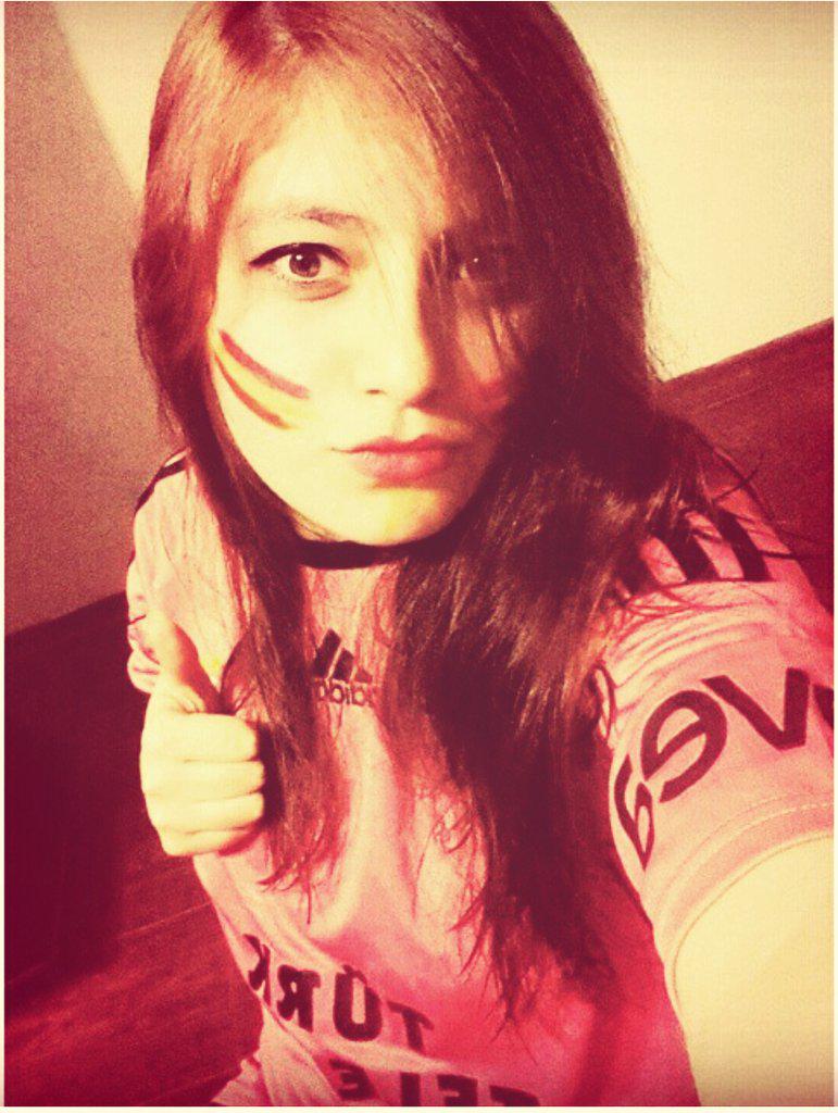 Yook be tatlı faln değilim 😄