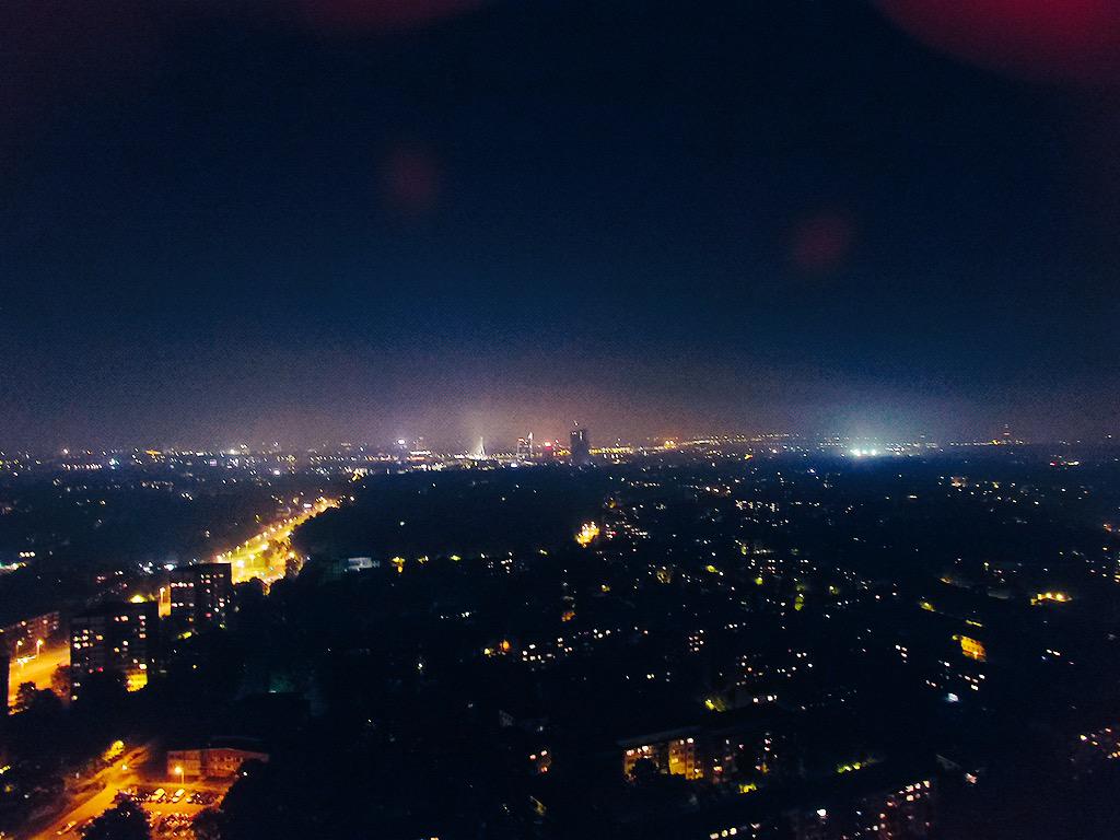 StSteel's tweet photo. Night http://t.co/BE3ZjlorID