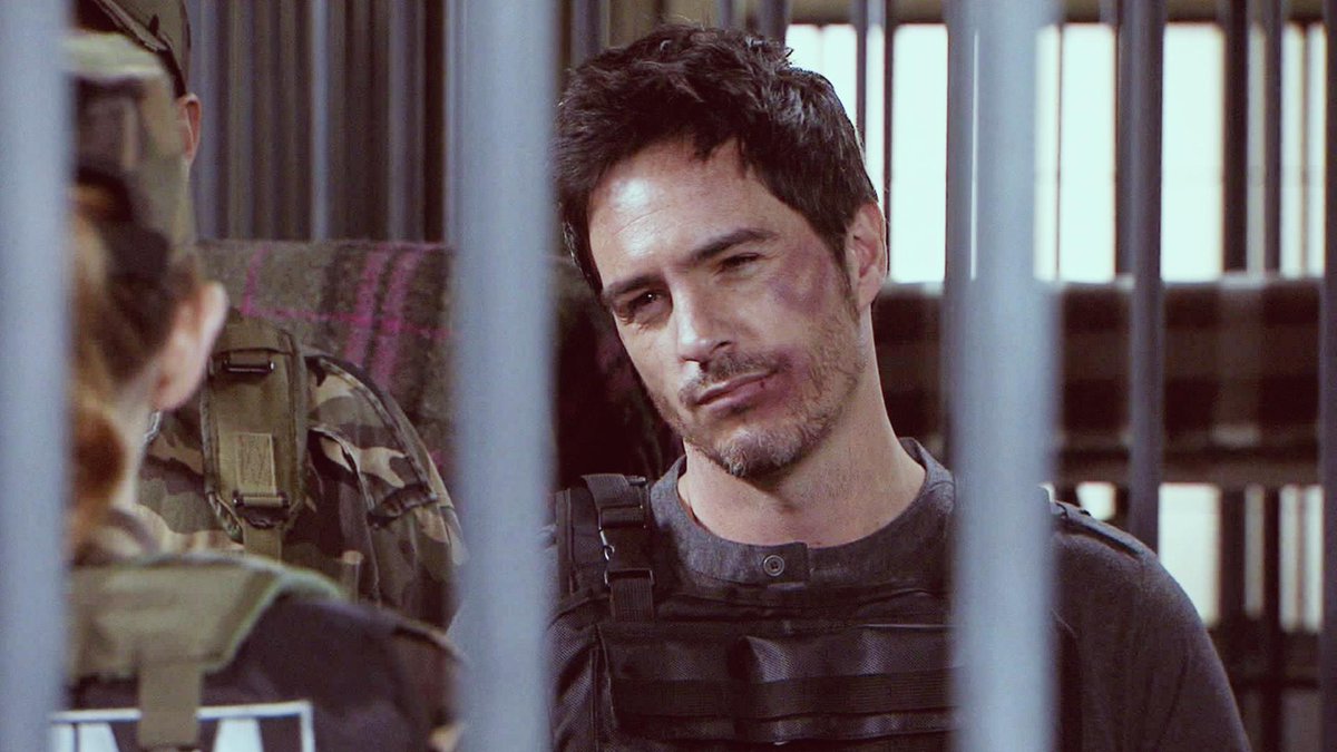 SrDeLosCielosTV's tweet photo. "La vieja que estaba conmigo no tiene nada que ver, solo hacía su trabajo"...#ChemaVenegas #ESDLC3 @MauOchmann http://t.co/UNrkq8SoDG
