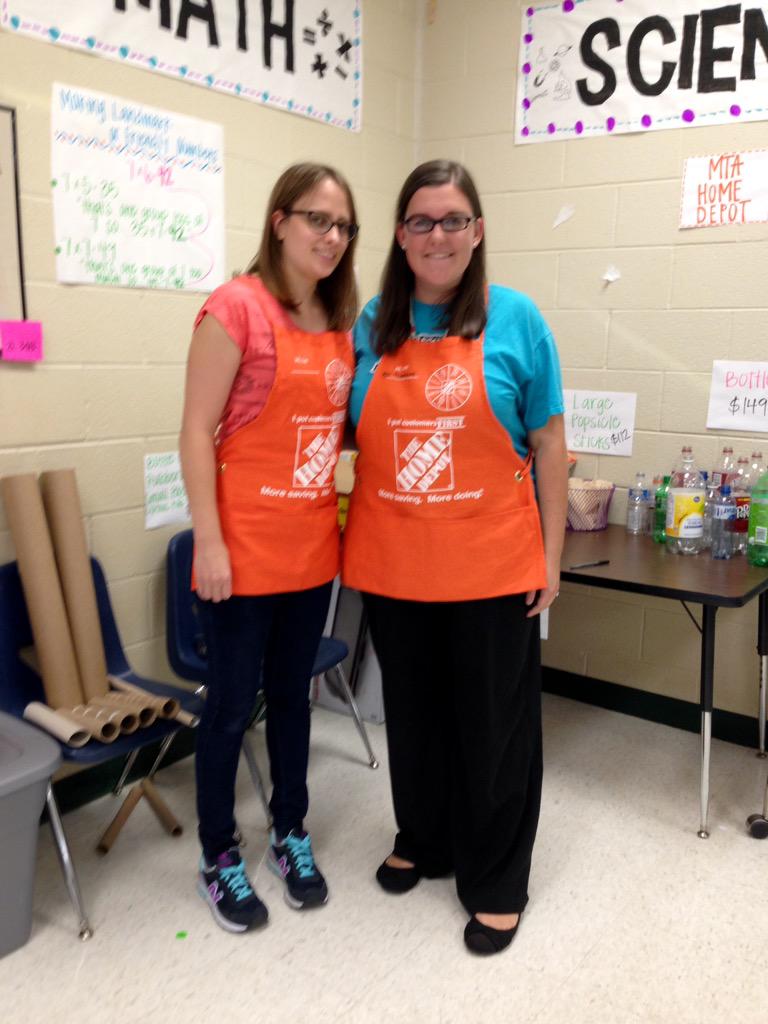 ThompsonTechies's tweet image. &quot;MTA&apos;s Home Depot&quot; set up shop today for students to PLAN their catapults. So fun! #focusproblem #stem