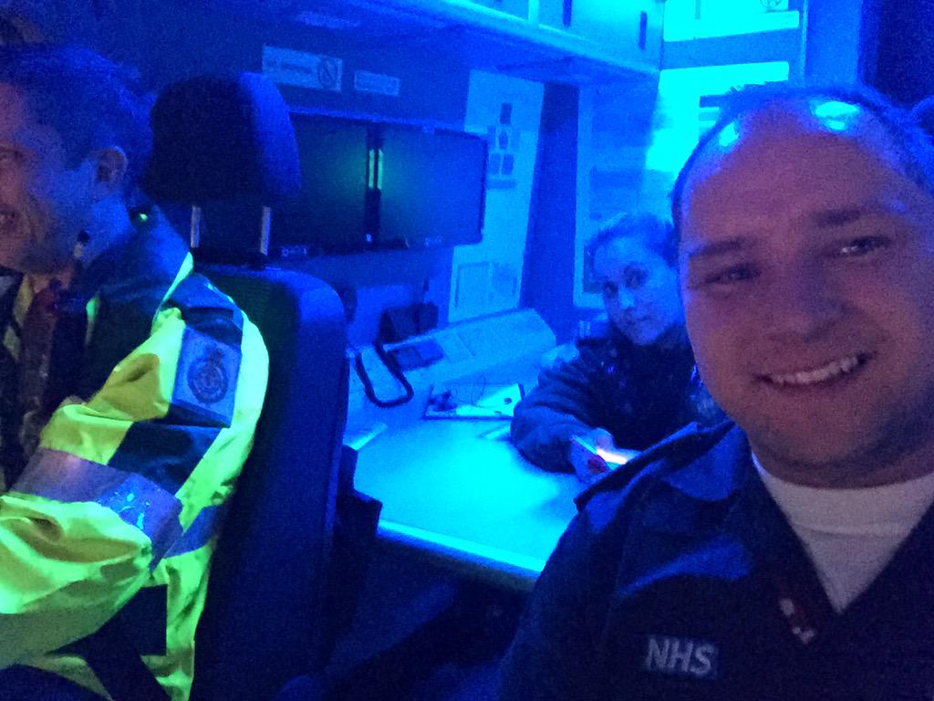 LAS_TacAdvisor's tweet photo. The end to our command support vehicle #LASCSV shift... Driving back to base #LoveABlueLight http://t.co/4P0qsTRrxd