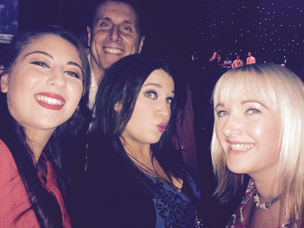 katieehobson's tweet photo. #teamhubwithlucy #sdexp2015 http://t.co/QrY8A10Dcg