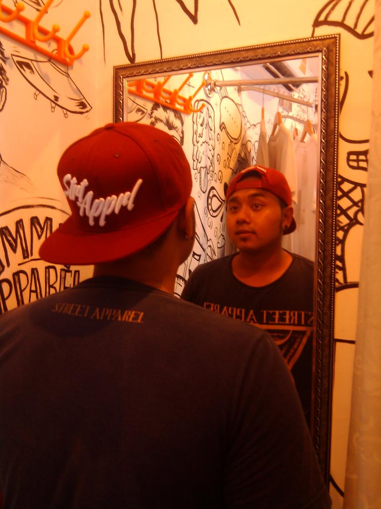 VTRAND_BENEDICT's tweet photo. Follow us @STstreetapparel ^_^ bro... http://t.co/34Y8Lldzcf