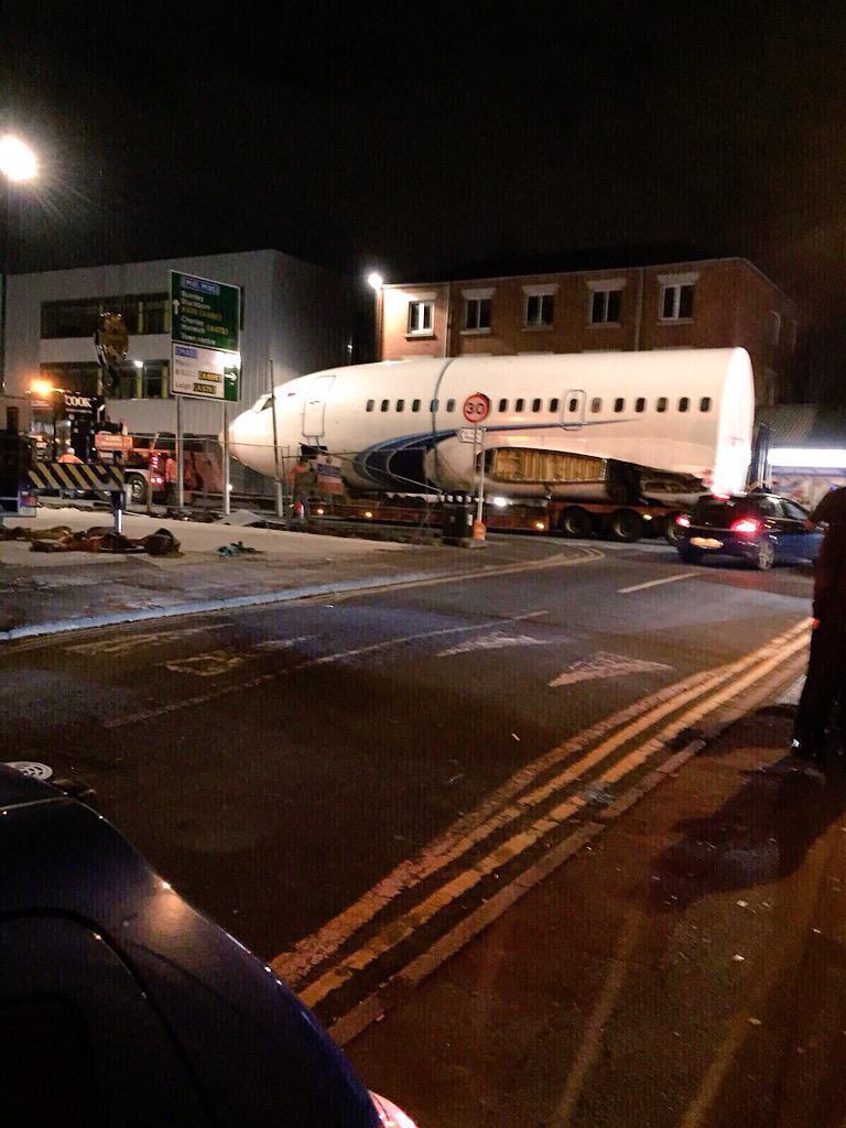 B1LLY_D's tweet photo. The #SteakPlane has landed.. #Bolton #steakout http://t.co/vM9qrbiRvU
