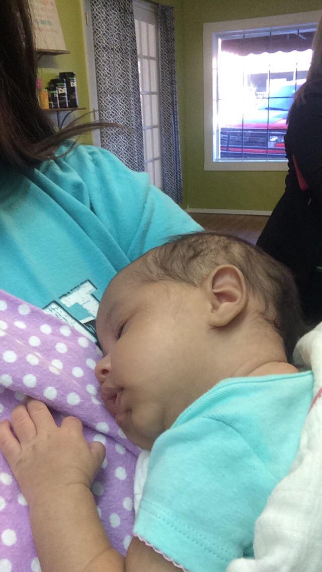 J_Smalls44's tweet photo. When you accidentally color coordinate with your baby http://t.co/rDTNGbVAqI