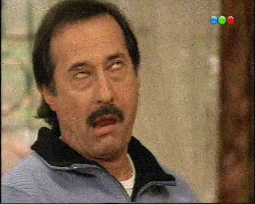 elcosodelapizza's tweet photo. Cuando estas acostado y te piden un favor https://t.co/XYhRl5kdTc