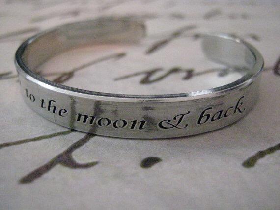 Did you all see the beautiful bracelet my Prince got me?