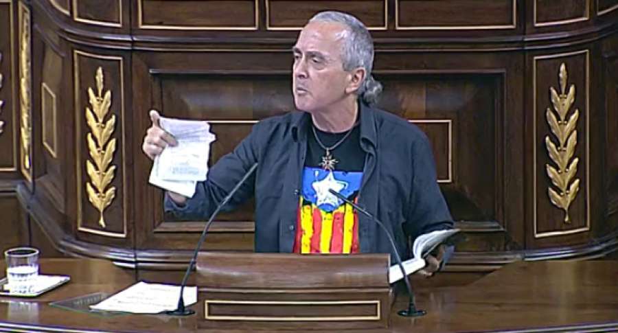 JosPastr's tweet photo. ¿Y dice usted que a esto se les llama hojas? ¿Y para qué sirven todas estas juntas que llaman libro? http://t.co/SOwziIMxEV