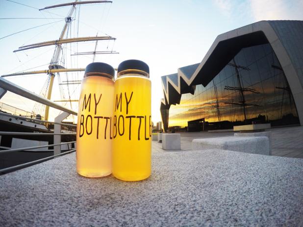 TheNovemberShop's tweet photo. My Bottles for going to the gym! only £6 with FREE P&amp;P and canvas bag case. Get them here http://t.co/Db6i0SJ1Wg http://t.co/XK6KCH1JAz