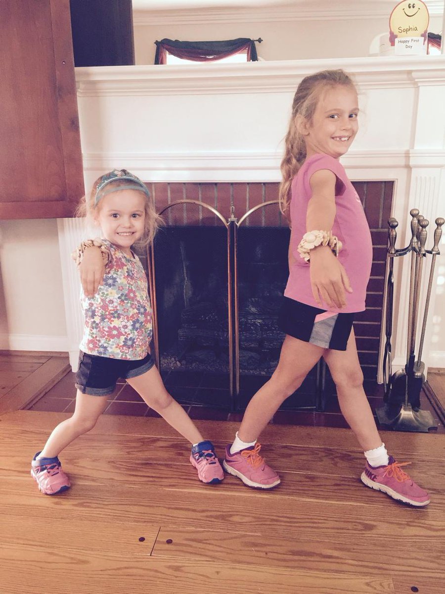 chrislatulippe's tweet photo. @APinKC The girls wanted to thank you, Christina, and Julia for the bracelets!  They love them! http://t.co/hklTMyEqff
