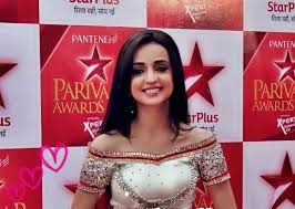 Happy birthday sanaya irani and i love you sanaya 