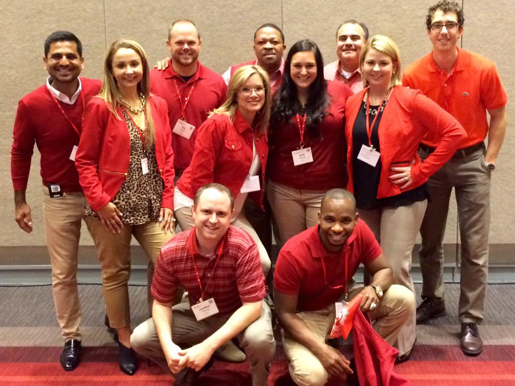 alimalik29's tweet photo. Great G392 meeting! So proud to work with these amazing leaders @therealdmck #bestteamever #G392PERKS #R3MIH15 http://t.co/y6QtbP3IZs