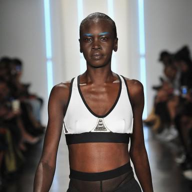 Shape_Magazine's tweet photo. The most high-tech sports bra at #NYFW: http://t.co/cFGmIXya4d http://t.co/zCTFK3omvO