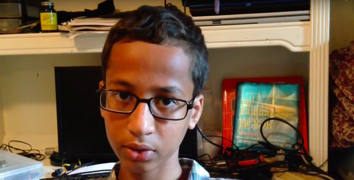 #IStandWithAhmed Garners Support from Silicon Valley dlvr.it/C9mMrW