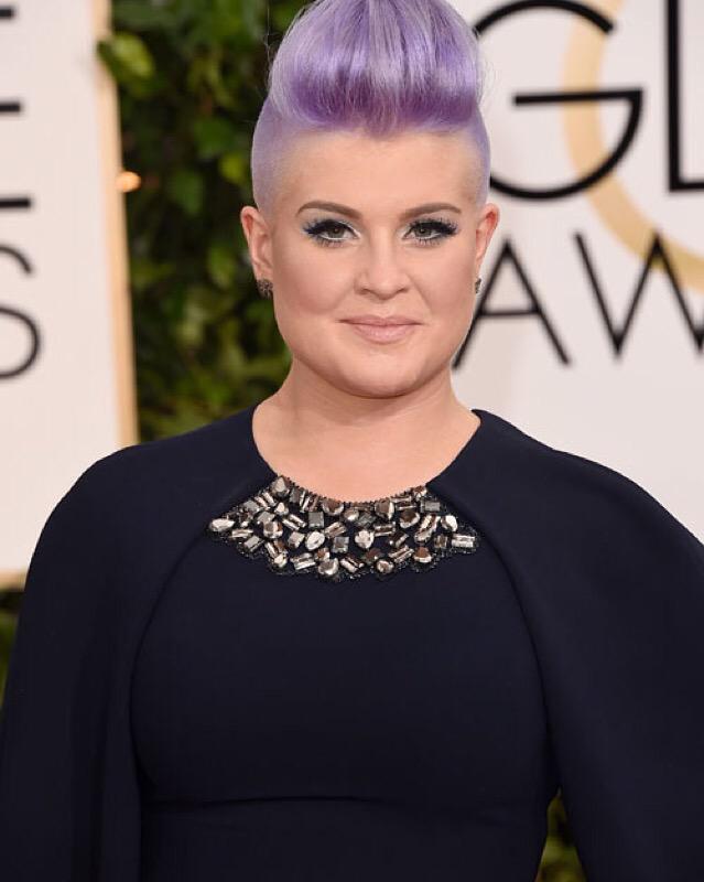 SimplyBeUSA's tweet photo. WHAT'S MORE UNIQUE THAN PURPLE HAIR?! @KELLYOSBOURNE KNOWS HOW TO ROCK IT! WHAT MAKES U UNIQUE? #SIMPLYBEUNIQUE http://t.co/eswT665JWN