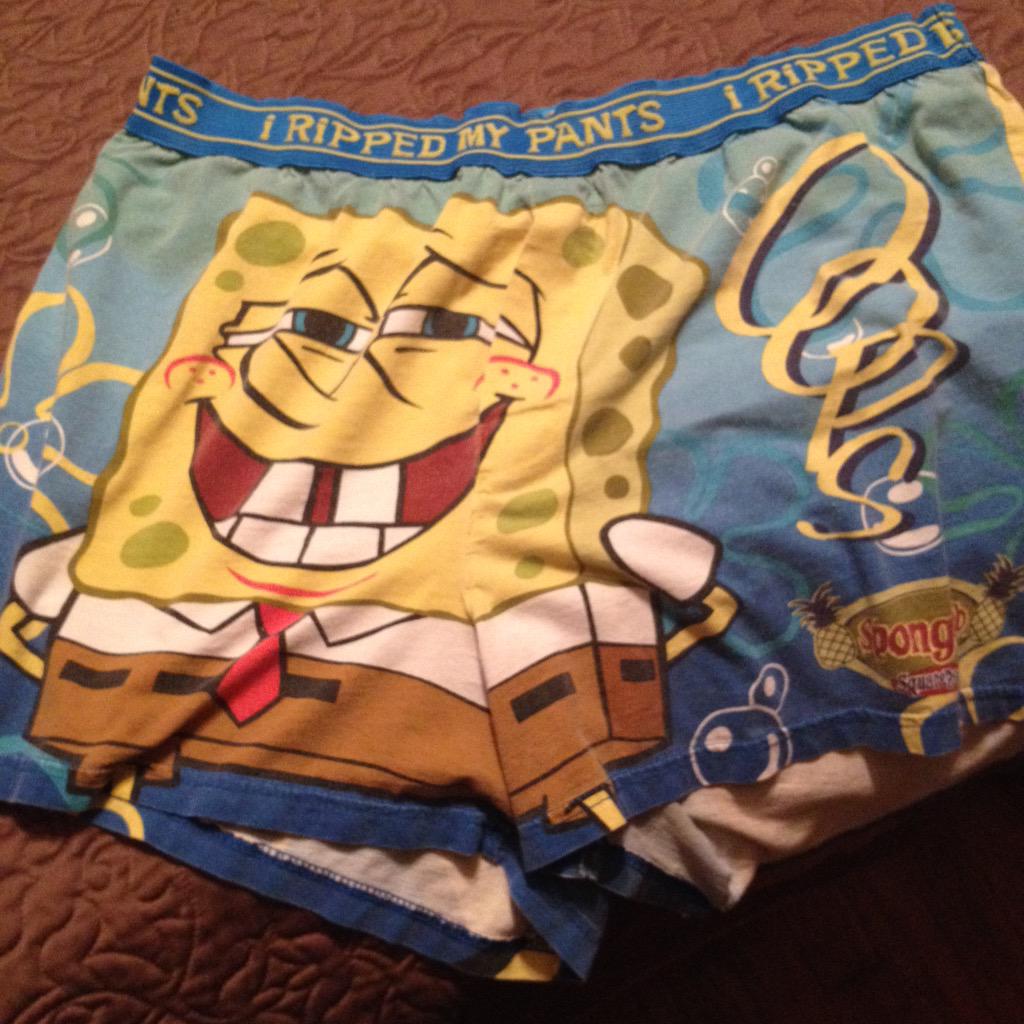 LatinHrtThrob's tweet photo. SpongeBob's last ride #NYC #NoElastic #TurtleNeckAfterAnHour http://t.co/8C2vUSzgUN