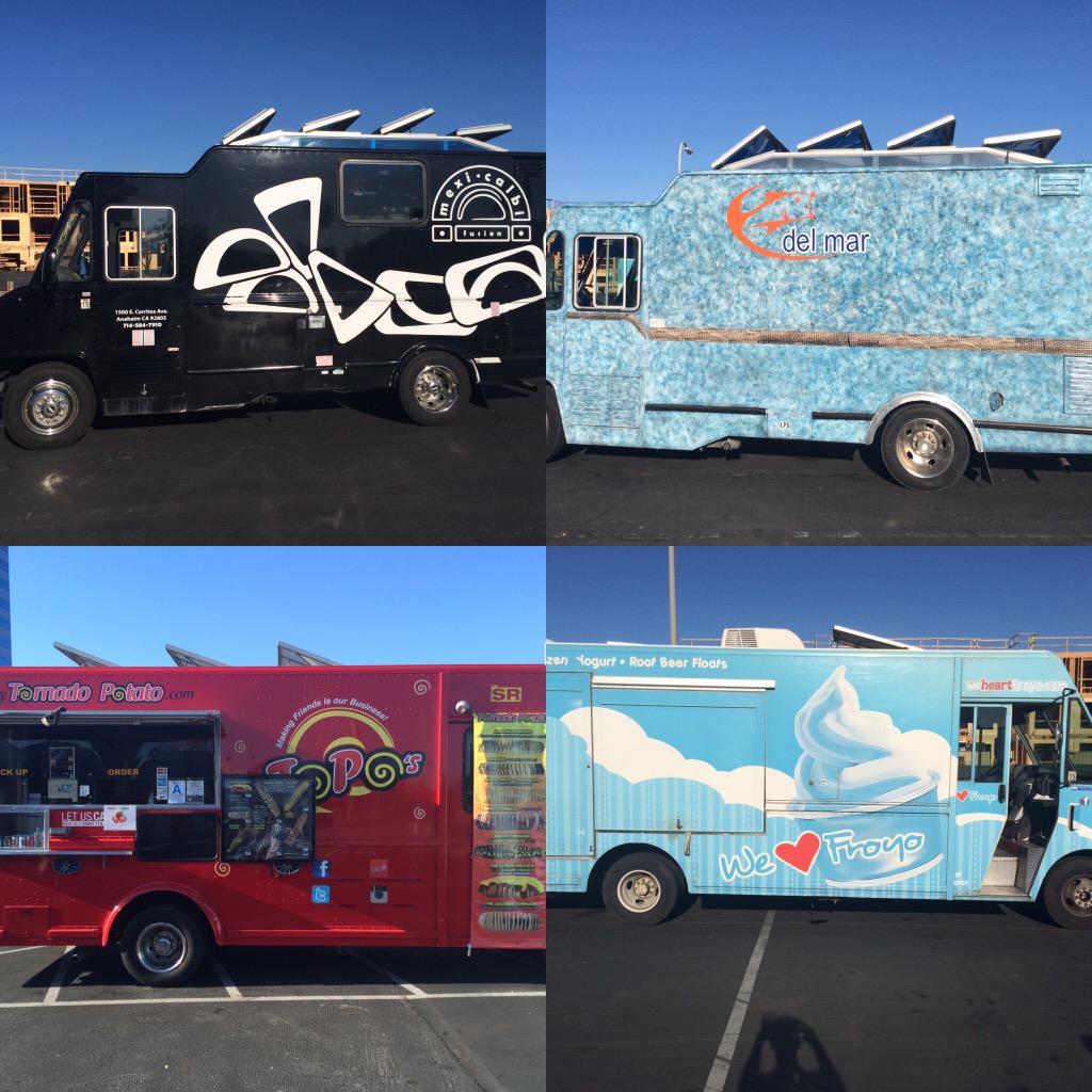 "<a href="/FoodTruckHaven/">Food Truck Haven</a>: Dinner time! Get some good eats at the block from 5-9PM! "