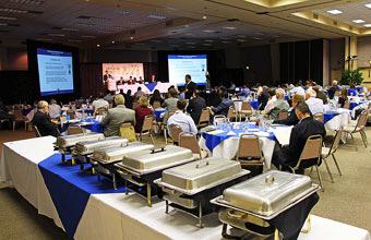 NeverSettleClub's tweet photo. Would you attend a #NeverSettleClub conference/retreat w/amazing speakers, hands-on workshops &amp; more? http://t.co/ImqFOXzhx6