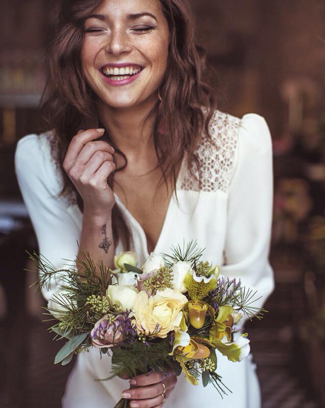 isaidfinally's tweet photo. Happy brides are the best brides! 💕 Photo by #Junophoto Via @BridalMusings http://t.co/99iv4HbPCp