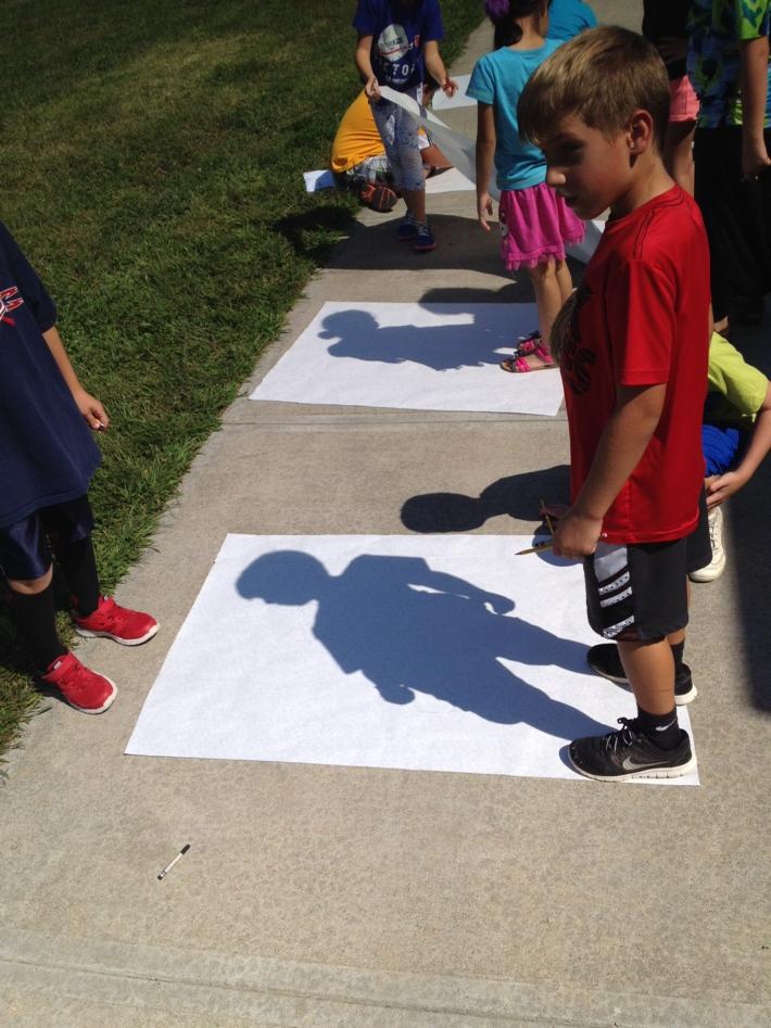 JamieBaumann's tweet photo. Investigating shadows in the beautiful weather! #handsonlearning http://t.co/qJCl13LePz