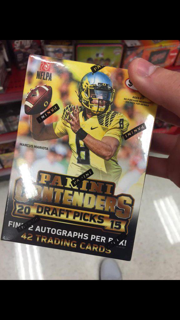 bthawks's tweet image. Hey guys @ShowcaseBreaks is doing a sick raffle!$10 a spot 6 left.Every1 is guaranteed something!Let's help them out!