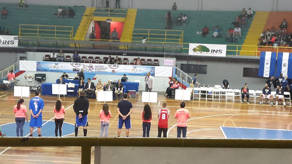 El presidente de <a href="/fesabal/">FESABAL</a> y COCABA <a href="/ybukele/">Yamil Bukele</a> da sus palabras en la inauguración del centroamericano cc: <a href="/panorama_sv/">panorama_sv</a>