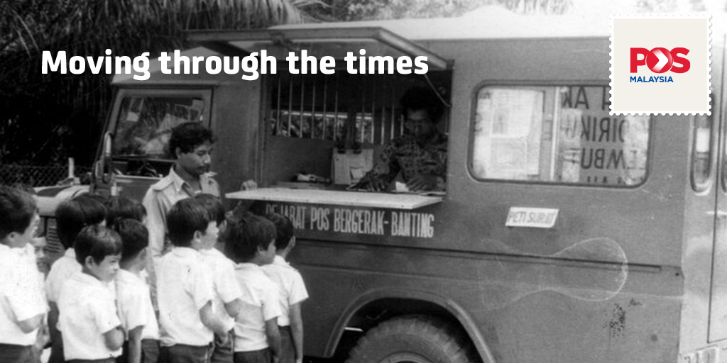 posmalaysia's tweet photo. Here’s a nostalgic look at a mobile post office in Banting! #posMYthrowback http://t.co/bQtX5Yc4hF