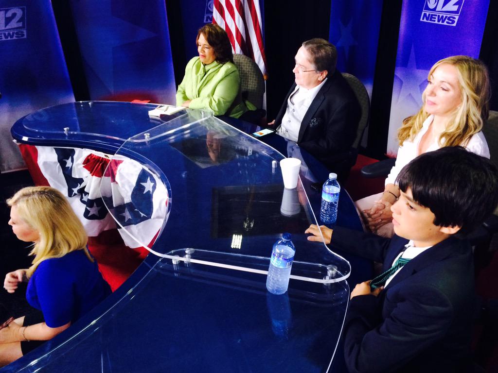 CBS12's tweet photo. Getting ready to go live. @KathleenWalter_ #cbs12debate #GOPDebate http://t.co/xxWzKo4agX