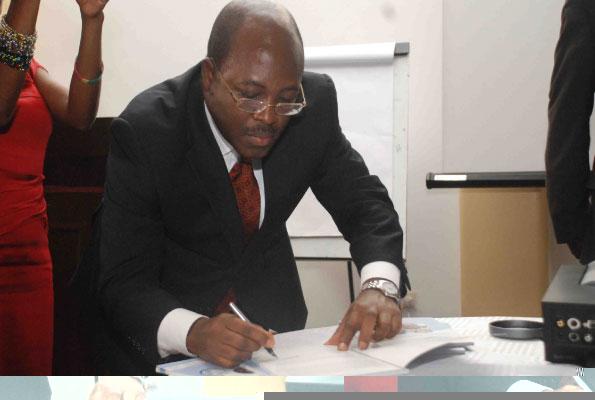DailyMonitor's tweet photo. Worsening trends of resistance &amp; diminishing effectiveness of antibiotics in Uganda - Study: http://t.co/KdWNyvG6ws http://t.co/yL9dutNYw8