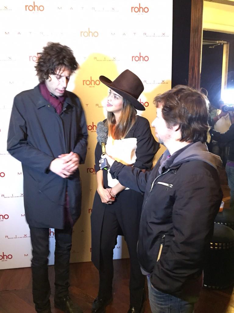 SOMOSBOCAPR's tweet photo. Calu Rivero en plena acción lanzamiento #RohoSummer 🔥🔥🔥 @rohopeluqueria #BocaPRArg http://t.co/673ULKMLpu