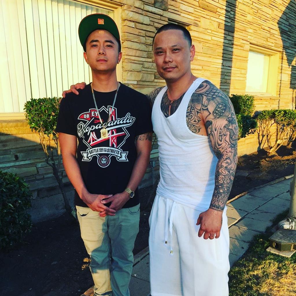 NeemoKid's tweet photo. Big bro just got out. Thank you lord http://t.co/f5xDy3qvvd