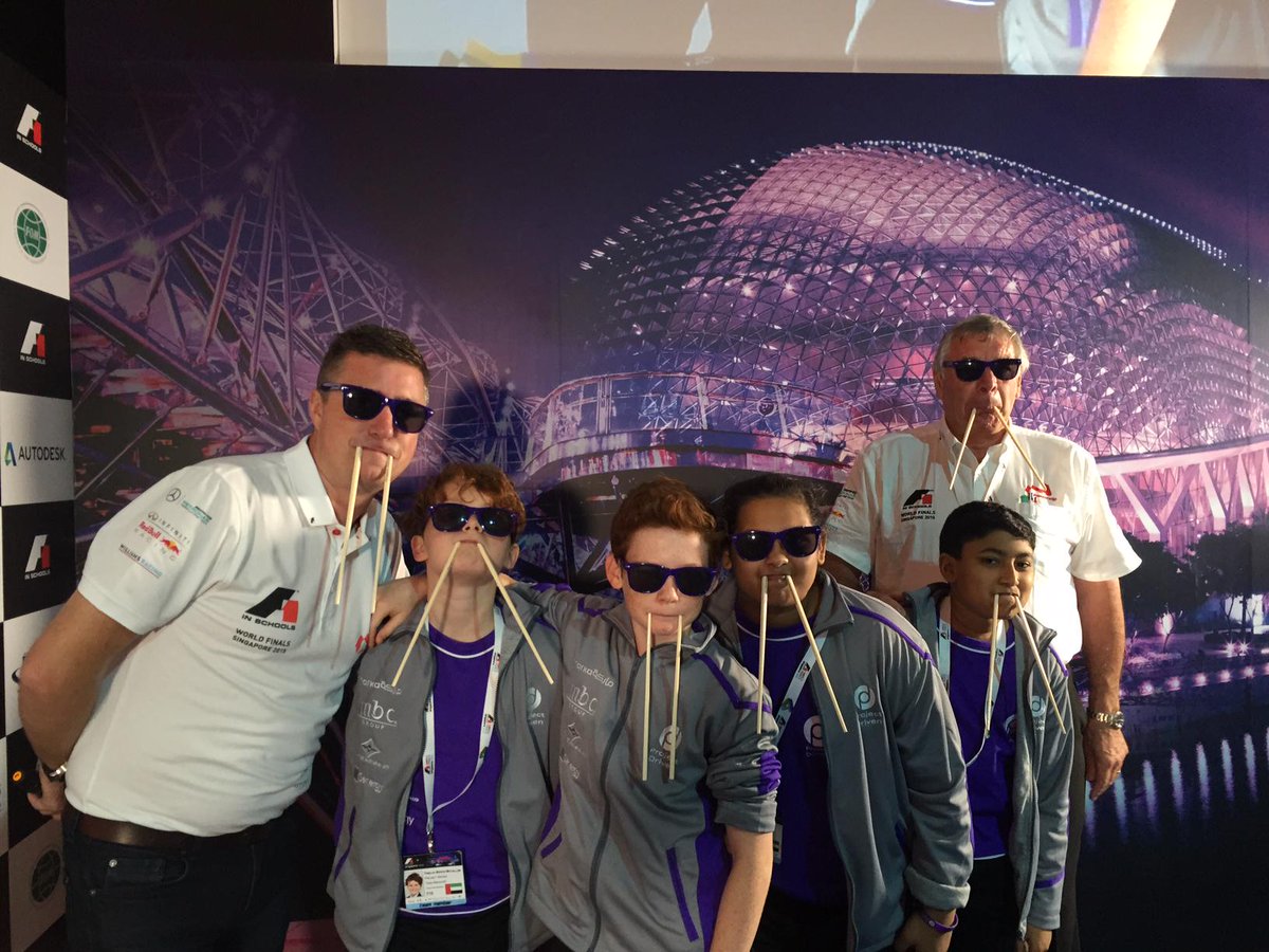 Cravens have been proud to support <a href="/ProjectDrivenF1/">Project Driven</a> at the 2015 <a href="/F1inSchoolsHQ/">STEMRacingHQ</a> world championships in #Singapore! 🎉🎉