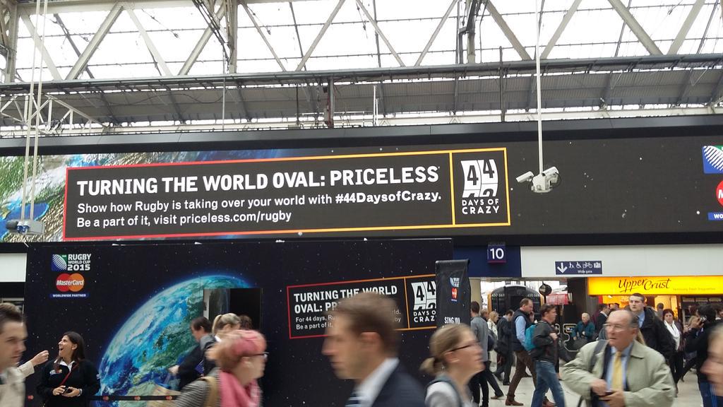 markbucknell078's tweet image. Amazing experiential and digital activation at Waterloo for Mastercard. @JCDecaux_UK @Posterscope  #44daysofcrazy