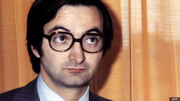 BBC_CurrAff's tweet photo. @caitlinmoran In 1976, this man said music faced a crisis. How did he know? And what's next? http://t.co/xSqDJW3jpb http://t.co/HTRyktVO4I