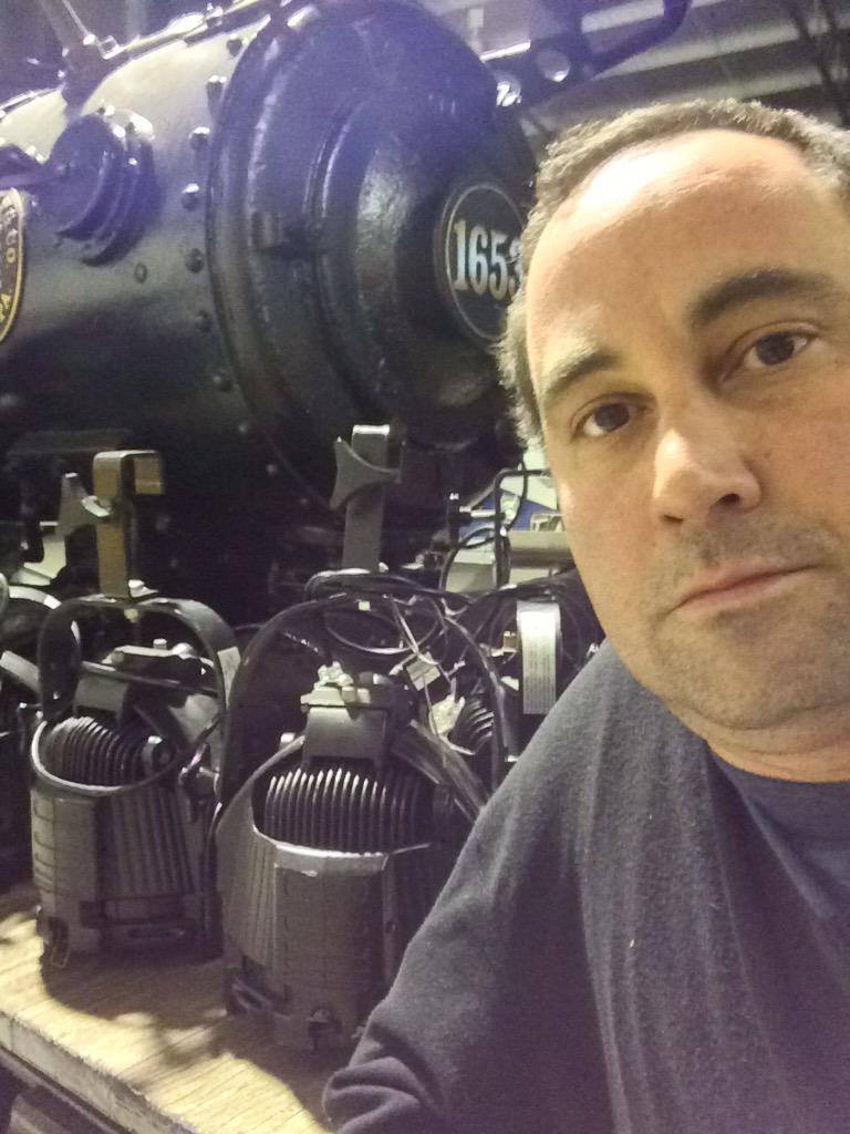 jgjames's tweet photo. Just another normal day designing lights for contemporary dance in a transport museum. http://t.co/KNn38jrVvf