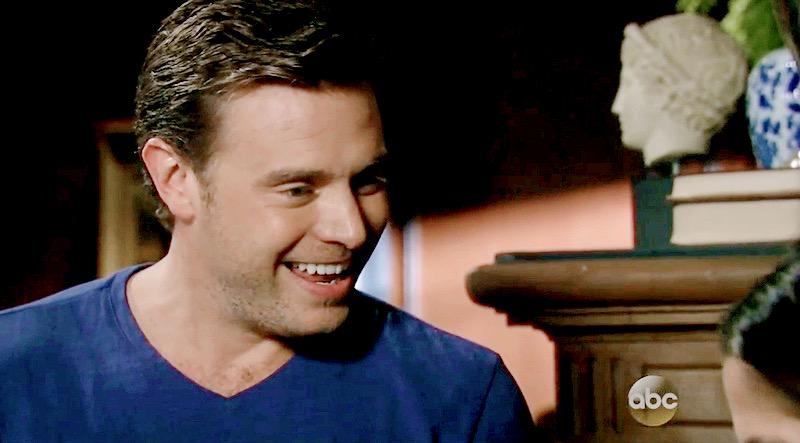 AngelThugga's tweet photo. Yall know I love Bae Miller's iconic smile #HappyBirthdayBillyMiller #KillerMiller #IconicSmile http://t.co/7nkd2Z7pom