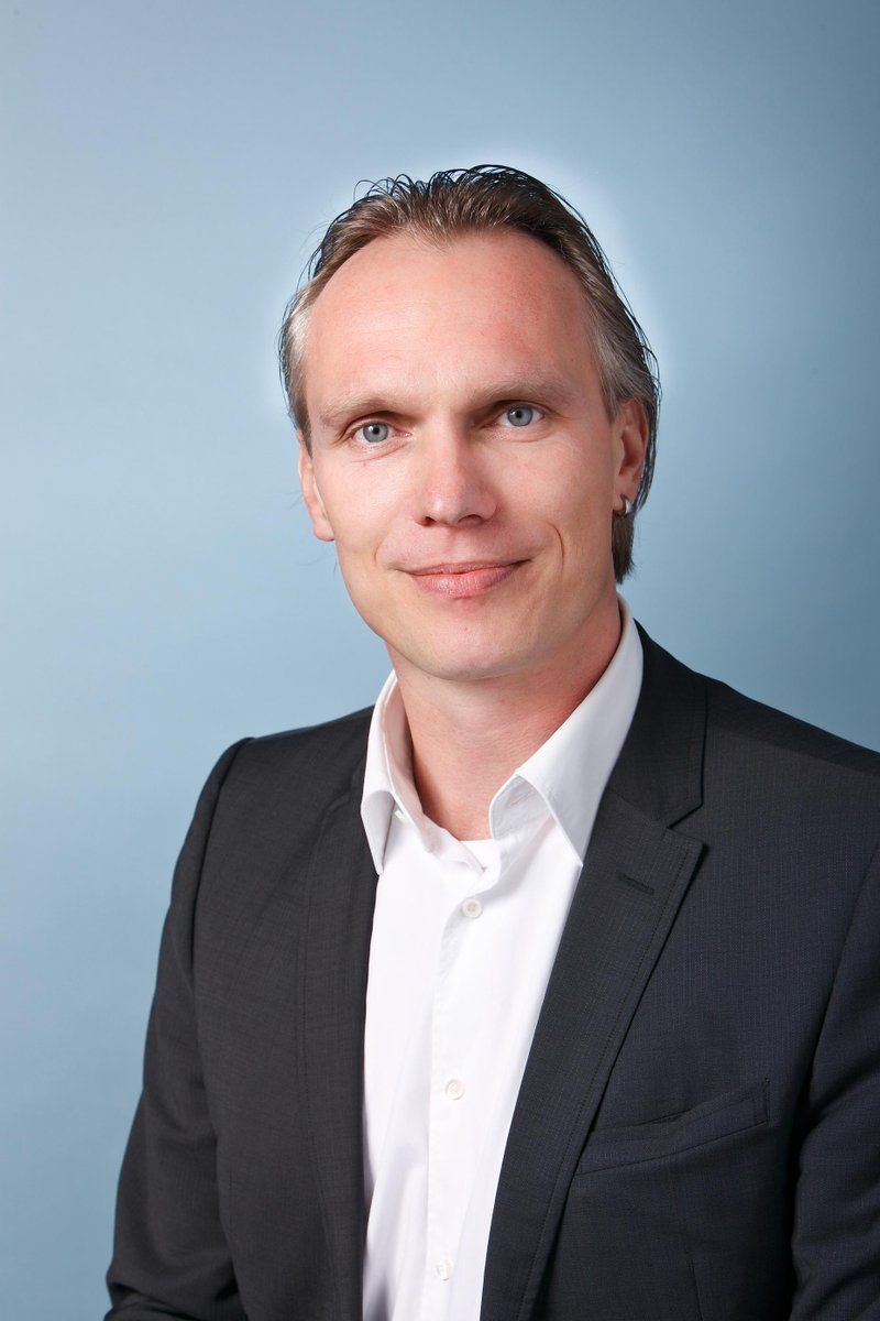 Mitel_DACH's tweet photo. HEUTE @Juer_Engelhard #Mitel 10 Uhr auf dem Technologieforum Osmo "Kommunikation-virtuell und aus der Cloud" #MiCloud http://t.co/mTRNpJWibi