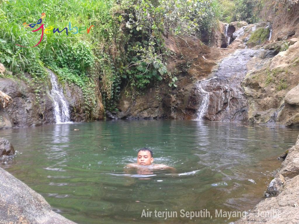 disparbudjember's tweet photo. Air terjun Seputih-Mayang 25 km dr kota - 3 jenjang yg indah dan kita bisa mandi di kolam renang alami!
#PesonaJember http://t.co/Ad8oXOQmSo
