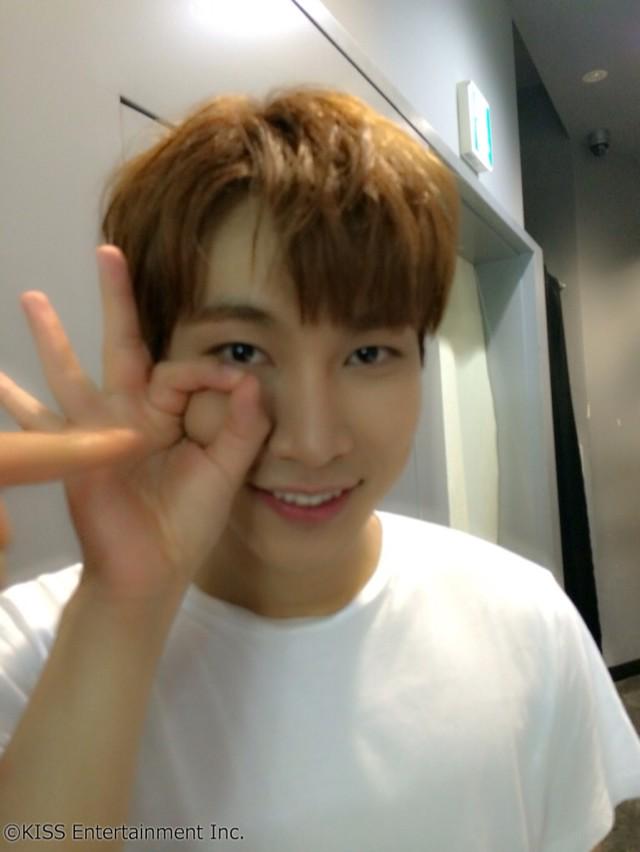 BTOB_JPN's tweet photo. ･今日は天気が悪いですねﾟ･(｡✖д✖｡)･ﾟ･グァンちゃんの笑顔で元気になりましょう！ http://t.co/HAgBoRmbKX