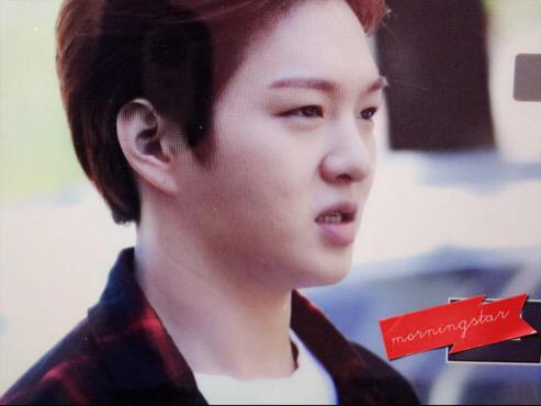 BTOBSTORYY's tweet photo. [PREVIEW] 150917 Changsub otw to KBS idol song contest (cr.changsuba_com) http://t.co/LWUVZjcmEl