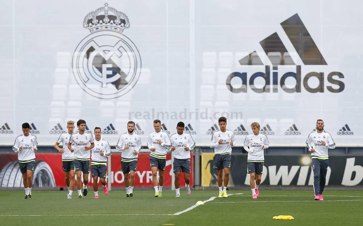 Buenos días! Preparations continue for Saturday's match against Granada with a training session at 11am. ⚽💪

#RMCity