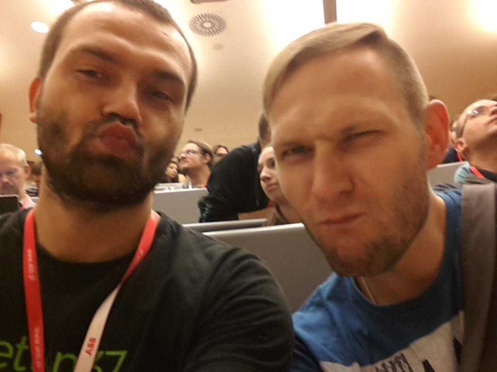 j_stadnicki's tweet image. Z @lkurzyniec na #abbdevday DZIEŃ DOOOOOOOBRY